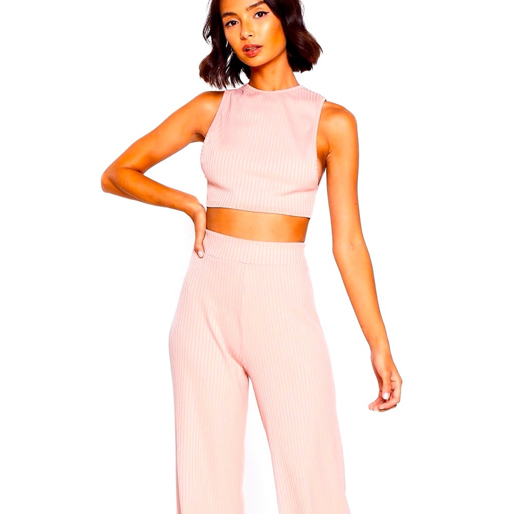 Two piece lounge set